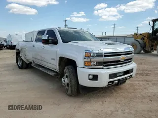 2019 Chevrolet Silverado 3500HD High Country with VIN 1GC4KYEY9KF269400, listed as a Copart auction lot 70964154 with 147,597 mi miles and Salvage Title. Bid and sale history available at carsss.com. Image 11.