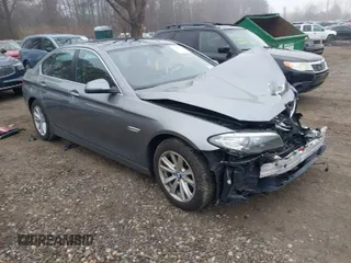 2015 BMW 5 Series 528i xDrive with VIN WBA5A7C57FD621303, listed as a IAAI auction lot 41903679 with 113,679 mi miles and . Bid and sale history available at carsss.com. Image 1.