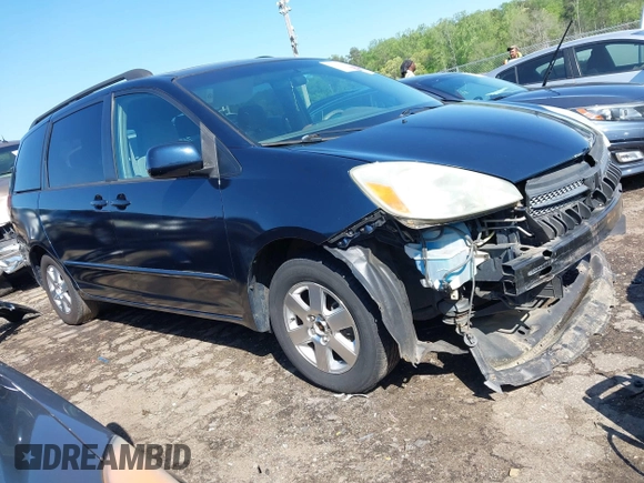 2004 Toyota Sienna XLE with VIN 5TDZA22C24S126161, listed as a IAAI auction lot 41986548 with 244,490 mi miles. Bid and sale history available at carsss.com. Image 1.