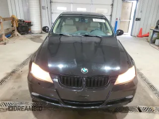 2011 BMW 3 Series 328i xDrive z VIN WBAPK5C57BF125958, wystawiony jako Copart lot #55773745 z przebiegiem 206 743 mil mil oraz Szkoda całkowita • Salvage title. Historia ofert i sprzedaży dostępna na DreamBid. Obrazek 5.