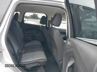 2017 Ford Escape SE with VIN 1FMCU0GD8HUC00733, listed as a IAAI auction lot 41576112 with 130,484 mi miles. Bid and sale history available at carsss.com. Image 8.