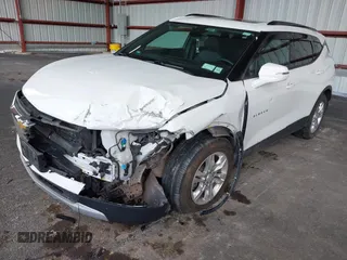2020 Chevrolet Blazer LT z VIN 3GNKBJRS6LS560770, wystawiony jako IAAI lot #42036012 z przebiegiem 56 505 mil mil oraz . Historia ofert i sprzedaży dostępna na DreamBid. Obrazek 6.