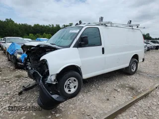 2023 Chevrolet Express Cargo z VIN 1GCWGAFP8P1113635, wystawiony jako Copart lot #62947825 z przebiegiem 37 544 mil mil oraz Szkoda całkowita • Salvage title. Historia ofert i sprzedaży dostępna na DreamBid. Obrazek 1.