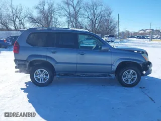 2007 Lexus GX 470 with VIN JTJBT20X470139936, listed as a IAAI auction lot 41507026 with 225,723 mi miles. Bid and sale history available at carsss.com. Image 14.
