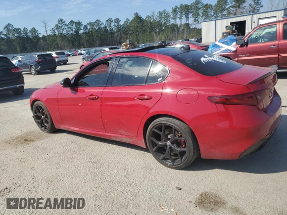 2019 Alfa Romeo Giulia z VIN ZARFAMANXK7622890, wystawiony jako Copart lot #46255435 z przebiegiem 86 630 mil mil oraz Szkody całkowita. Historia ofert i sprzedaży dostępna na DreamBid. Obrazek 2.