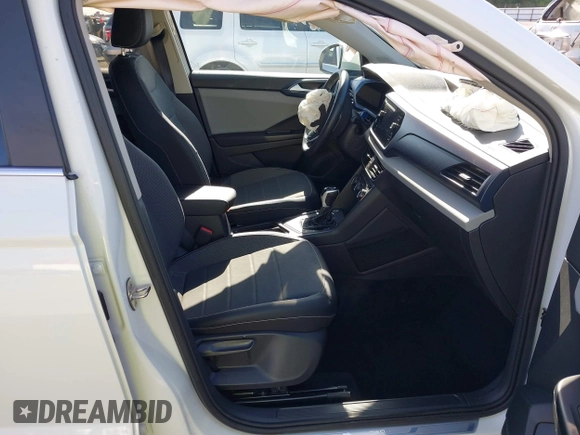 2022 Volkswagen Taos SE z VIN 3VVRX7B2XNM076678, wystawiony jako IAAI lot #42323230 z przebiegiem 23 619 mil mil oraz . Historia ofert i sprzedaży dostępna na DreamBid. Obrazek 5.