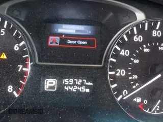 2014 Nissan Pathfinder S z VIN 5N1AR2MNXEC635952, wystawiony jako IAAI lot #42397299 z przebiegiem 159 727 mil mil oraz . Historia ofert i sprzedaży dostępna na DreamBid. Obrazek 7.