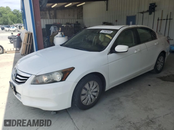 2011 Honda Accord LX z VIN 1HGCP2F39BA078037, wystawiony jako Copart lot #57603685 z przebiegiem 108 970 mil mil oraz Szkoda całkowita • Salvage title. Historia ofert i sprzedaży dostępna na DreamBid. Obrazek 1.