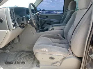 2005 Chevrolet Suburban LT with VIN 3GNEC16Z95G257855, listed as a Copart auction lot 61812335 with 188,511 mi miles and Salvage title. Bid and sale history available at DreamBid. Image 7.