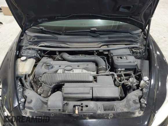 2011 Volvo C30 with VIN YV1672MK7B2200954, listed as a IAAI auction lot 41894293 with 138,616 mi miles. Bid and sale history available at carsss.com. Image 10.