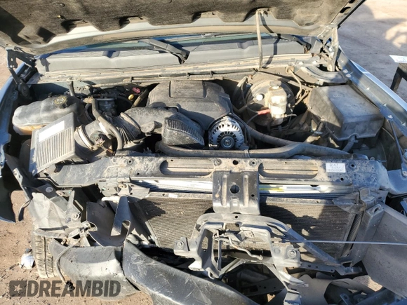 2007 Chevrolet Silverado 1500 Work Truck with VIN 2GCEC13C271677610, listed as a Copart auction lot 40425534 with 306,908 mi miles and Salvage Title. Bid and sale history available at DreamBid. Image 12.