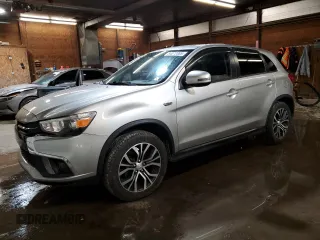 2018 Mitsubishi Outlander SE z VIN JA4AR3AW5JU017329, wystawiony jako Copart lot #54072085 z przebiegiem 77 154 mil mil oraz Szkoda całkowita • Salvage title. Historia ofert i sprzedaży dostępna na DreamBid. Obrazek 1.