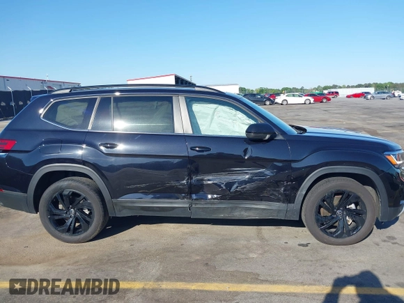 2022 Volkswagen Atlas SE z VIN 1V2KR2CA0NC564914, wystawiony jako IAAI lot #42035604 z przebiegiem 35 678 mil mil oraz . Historia ofert i sprzedaży dostępna na DreamBid. Obrazek 13.