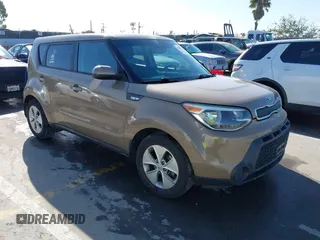 2014 Kia Soul with VIN KNDJN2A27E7082406, listed as a IAAI auction lot 41809333 with 100,227 mi miles. Bid and sale history available at carsss.com. Image 1.