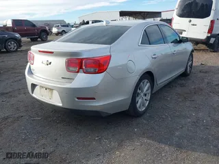 2013 Chevrolet Malibu LT with VIN 1G11E5SA5DF170326, listed as a IAAI auction lot 41689943 with 137,206 mi miles. Bid and sale history available at carsss.com. Image 4.