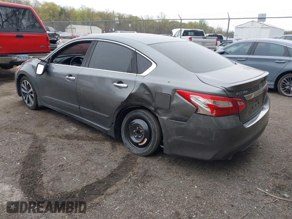 2016 Nissan Altima SR with VIN 1N4AL3AP2GC205455, listed as a IAAI auction lot 42012932 with 98,490 mi miles and . Bid and sale history available at carsss.com. Image 3.