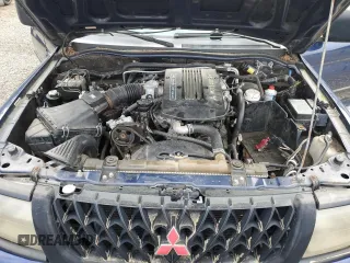 2001 Mitsubishi Montero ES z VIN JA4MT21H51P049111, wystawiony jako Copart lot #58094375 z przebiegiem 224 961 mil mil oraz Tytuł czysty. Historia ofert i sprzedaży dostępna na DreamBid. Obrazek 12.