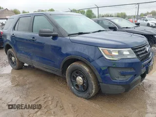 2017 Ford Police Interceptor Utility z VIN 1FM5K8ATOHGD67308, wystawiony jako IAAI lot #42223876 z przebiegiem 131 878 mil mil oraz . Historia ofert i sprzedaży dostępna na DreamBid. Obrazek 1.