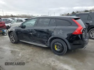 2018 Volvo V60 Cross Country with VIN YV440MWK1J2042505, listed as a Copart auction lot 44908775 with 107,525 mi miles and Salvage Title. Bid and sale history available at carsss.com. Image 2.