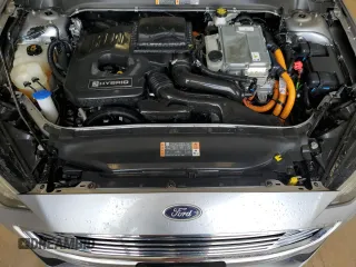 2020 Ford Fusion SE z VIN 3FA6P0LUXLR194471, wystawiony jako Copart lot #55616175 z przebiegiem 94 169 mil mil oraz Tytuł czysty. Historia ofert i sprzedaży dostępna na DreamBid. Obrazek 11.