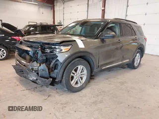 2023 Ford Explorer XLT with VIN 1FMSK8DH2PGB45913, listed as a IAAI auction lot 41701277 with 13,939 mi miles. Bid and sale history available at carsss.com. Image 17.