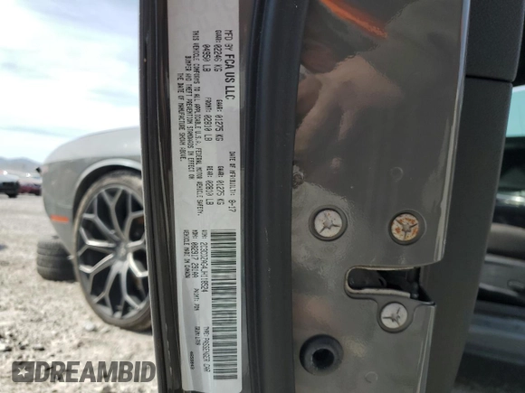 2018 Dodge Challenger SXT z VIN 2C3CDZAG4JH118524, wystawiony jako Copart lot #49784495 z przebiegiem 142 701 mil mil oraz Szkoda całkowita • Salvage title. Historia ofert i sprzedaży dostępna na DreamBid. Obrazek 13.