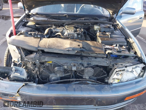 1991 Lexus LS z VIN JT8UF11E3M0093567, wystawiony jako IAAI lot #41647408 z przebiegiem 191 382 mil mil oraz . Historia ofert i sprzedaży dostępna na DreamBid. Obrazek 10.
