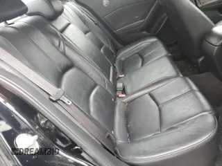 2017 Mazda 3 Touring with VIN JM1BN1V7XH1143503, listed as a Copart auction lot 58628085 with 181,345 mi miles and Salvage title. Bid and sale history available at DreamBid. Image 10.