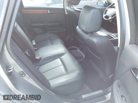 2007 Infiniti M x with VIN JNKAY01F47M459954, listed as a IAAI auction lot 41011030 with 183,738 mi miles. Bid and sale history available at carsss.com. Image 8.