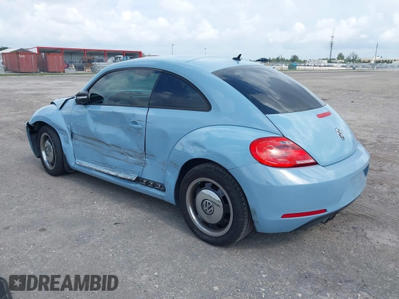 2013 Volkswagen Beetle 2.5L с VIN 3VWJX7AT8DM631449, выставлен на аукционе IAAI как лот 40064318 с пробегом 178 311 миль миль и . История ставок и продаж доступна на DreamBid. Изображение 3.