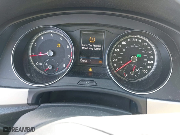 2021 Volkswagen Atlas 3.6L V6 SE w/Technology with VIN 1V2HR2CA1MC559181, listed as a IAAI auction lot 41606635 with 42,890 mi miles. Bid and sale history available at carsss.com. Image 7.