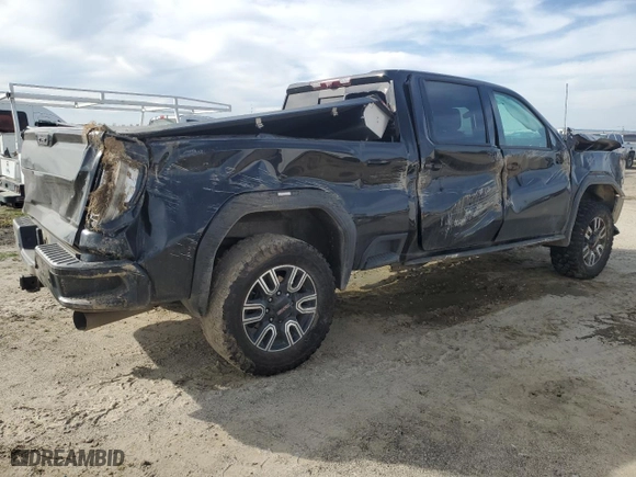 2021 GMC Sierra 2500HD AT4 with VIN 1GT49PEY0MF193638, listed as a Copart auction lot 48352925 with 140,995 mi miles and Salvage Title. Bid and sale history available at carsss.com. Image 3.