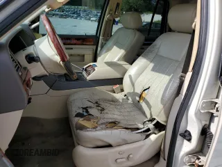 2004 Lincoln Navigator Luxury with VIN 5LMFU27R94LJ42598, listed as a Copart auction lot 71537774 with 0 mi miles and Salvage Title. Bid and sale history available at carsss.com. Image 7.