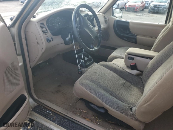 2001 Ford Ranger XL Fleet with VIN 1FTZR15E81TA04529, listed as a Copart auction lot 47138365 with 314,871 mi miles and Salvage Title. Bid and sale history available at carsss.com. Image 8.