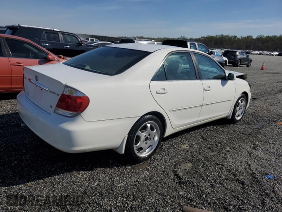 2005 Toyota Camry LE with VIN 4T1BF30K35U088189, listed as a Copart auction lot 50598495 with 208,145 mi miles and Salvage Title. Bid and sale history available at DreamBid. Image 3.