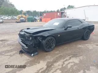 2016 Dodge Challenger R/T Scat Pack z VIN 2C3CDZFJ4GH118973, wystawiony jako IAAI lot #41960654 z przebiegiem 180 315 mil mil oraz . Historia ofert i sprzedaży dostępna na DreamBid. Obrazek 19.