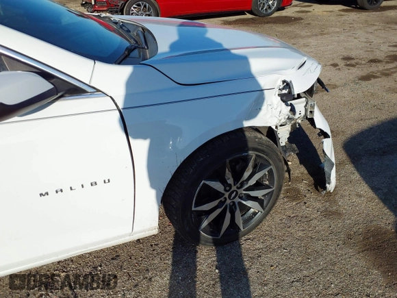 2017 Chevrolet Malibu LT with VIN 1G1ZE5ST5HF211046, listed as a IAAI auction lot 41772072 with 98,398 mi miles and . Bid and sale history available at DreamBid. Image 6.
