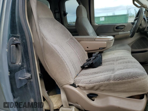 2001 Ford F-150 XL with VIN 1FTRX17L81NA01233, listed as a Copart auction lot 45097835 with Not provided miles and Salvage title. Bid and sale history available at DreamBid. Image 11.