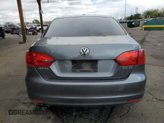 2013 Volkswagen Jetta SE with VIN 3VWDP7AJ0DM402064, listed as a Copart auction lot 55100605 with 177,818 mi miles and Non repairable. Bid and sale history available at DreamBid. Image 6.