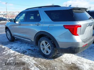 2020 Ford Explorer XLT z VIN 1FMSK8DH1LGC07778, wystawiony jako IAAI lot #41526657 z przebiegiem 65 299 mil mil oraz . Historia ofert i sprzedaży dostępna na DreamBid. Obrazek 3.