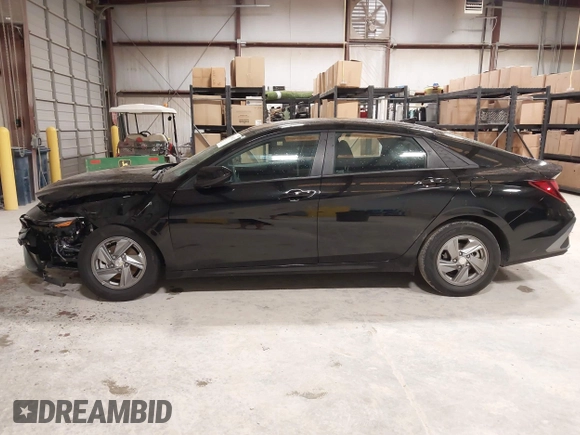 2024 Hyundai Elantra SE with VIN KMHLL4DG9RU832988, listed as a IAAI auction lot 42166112 with 9,676 mi miles and . Bid and sale history available at DreamBid. Image 14.