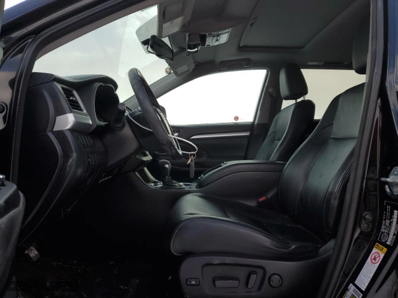 2015 Toyota Highlander XLE with VIN 5TDJKRFH9FS187342, listed as a Copart auction lot 41741355 with 121,448 mi miles and Salvage Title. Bid and sale history available at carsss.com. Image 7.