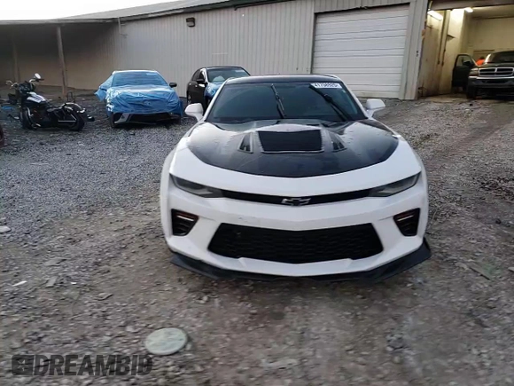 2017 Chevrolet Camaro 2SS z VIN 1G1FH1R73H0179941, wystawiony jako Copart lot #41758925 z przebiegiem 157 646 mil mil oraz Szkoda całkowita • Salvage title. Historia ofert i sprzedaży dostępna na DreamBid. Obrazek 14.