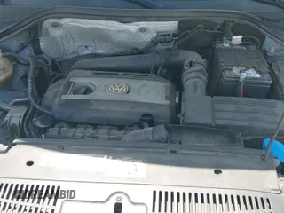 2010 Volkswagen Tiguan S с VIN WVGAV7AX5AW002380, выставлен на аукционе IAAI как лот 42604662 с пробегом 124 841 миль миль и . История ставок и продаж доступна на DreamBid. Изображение 12.