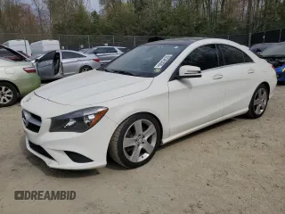 2015 Mercedes-Benz CLA 250 z VIN WDDSJ4GBXFN228268, wystawiony jako Copart lot #52545335 z przebiegiem 138 247 mil mil oraz Szkoda całkowita • Salvage title. Historia ofert i sprzedaży dostępna na DreamBid. Obrazek 1.