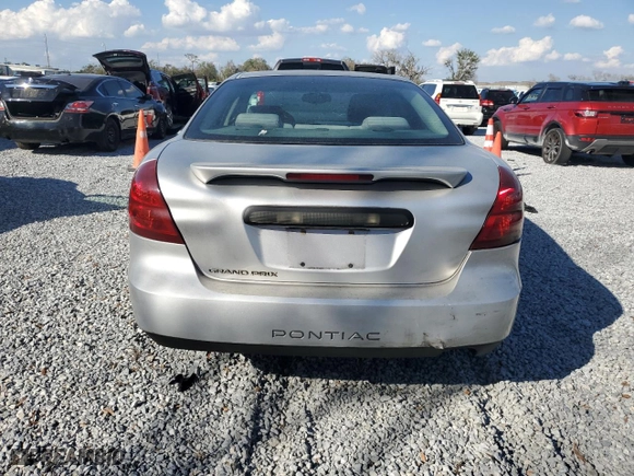 2005 Pontiac Grand Prix with VIN 2G2WP522651167772, listed as a Copart auction lot 44194585 with 172933 miles and Salvage Title. Bid and sale history available at carsss.com. Image 6.