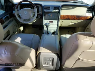 2005 Lincoln Navigator Luxury with VIN 5LMFU28595LJ12787, listed as a Copart auction lot 83135894 with 268,717 mi miles and Salvage Title. Bid and sale history available at carsss.com. Image 8.