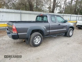 2015 Toyota Tacoma PreRunner with VIN 5TFTX4GN9FX039509, listed as a Copart auction lot 43815055 with 175,462 mi miles and Salvage title. Bid and sale history available at DreamBid. Image 3.