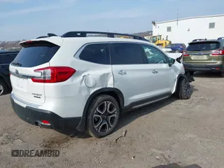 2024 Subaru Ascent Touring z VIN 4S4WMAWD2R3423801, wystawiony jako IAAI lot #41711587 z przebiegiem 8 833 mil mil oraz . Historia ofert i sprzedaży dostępna na DreamBid. Obrazek 4.