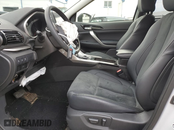 2024 Mitsubishi Eclipse Cross SE с VIN JA4ATWAA9RZ069181, выставлен на аукционе Copart как лот 52674925 с пробегом 7 522 миль миль и Списание • Salvage title. История ставок и продаж доступна на DreamBid. Изображение 7.